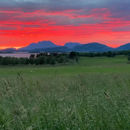 Bed & Breakfast Vag Helgeland - Solbakken Alstahaug