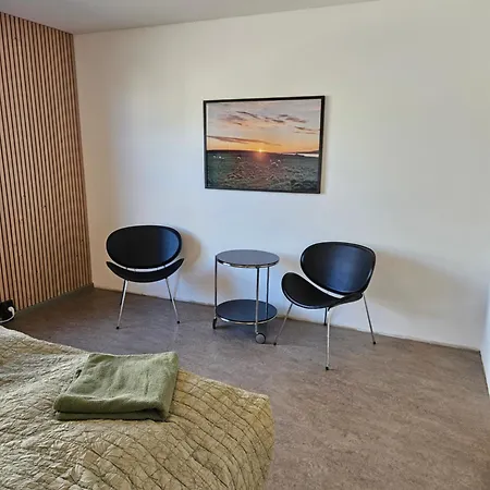 Bed & Breakfast Vag Helgeland - Solbakken