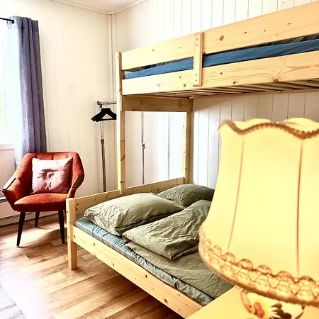 Bed & Breakfast Våg Helgeland - Solbakken 3*
