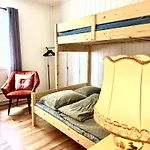 לינה וארוחת בוקר Vag Helgeland - Solbakken 3*