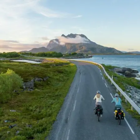 Vag Helgeland - Solbakken 3* Alstahaug